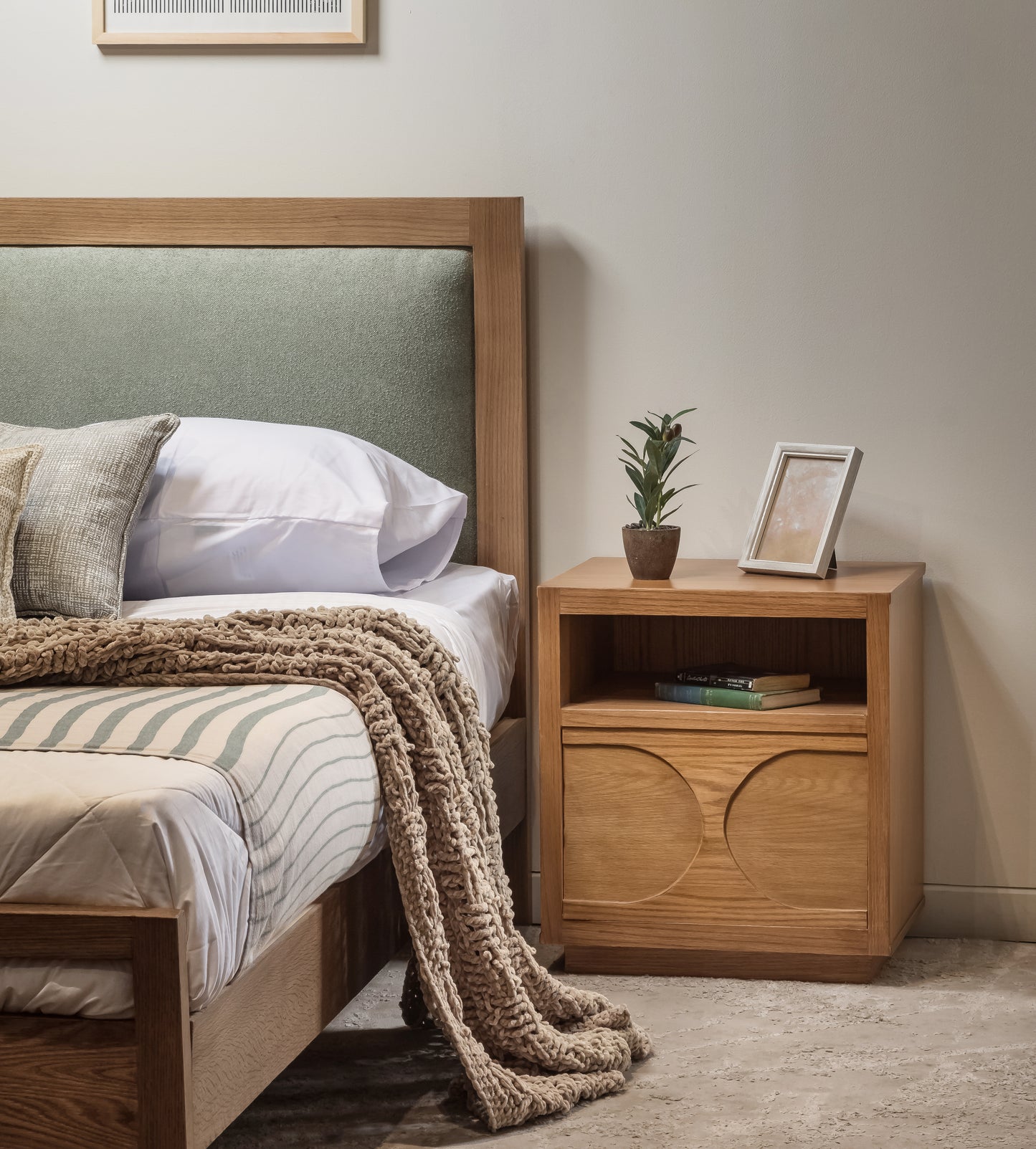 Arch Night Table
